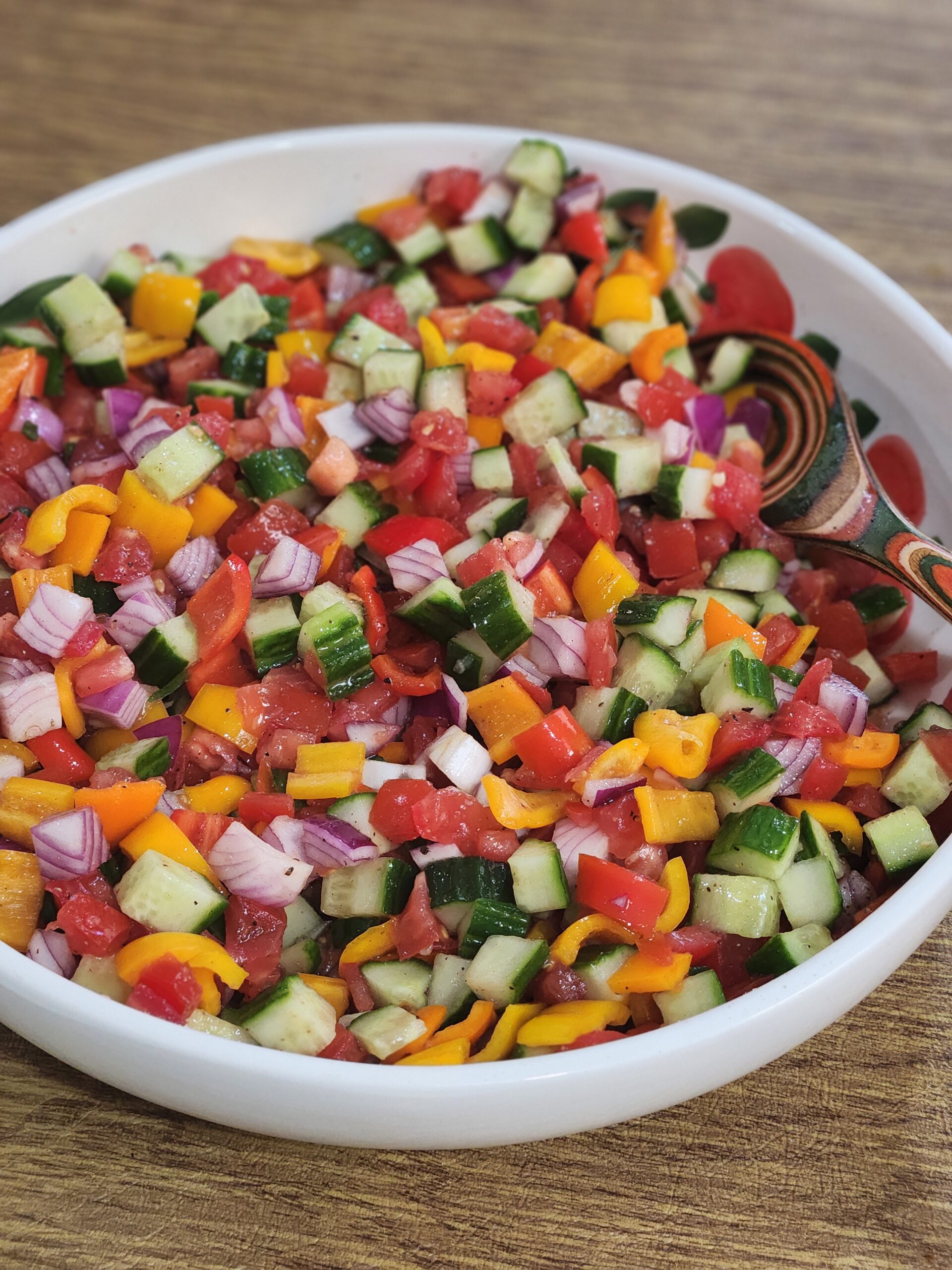 Summer Panzanella Salad with Tomatoes, Cucumbers & Bell Peppers