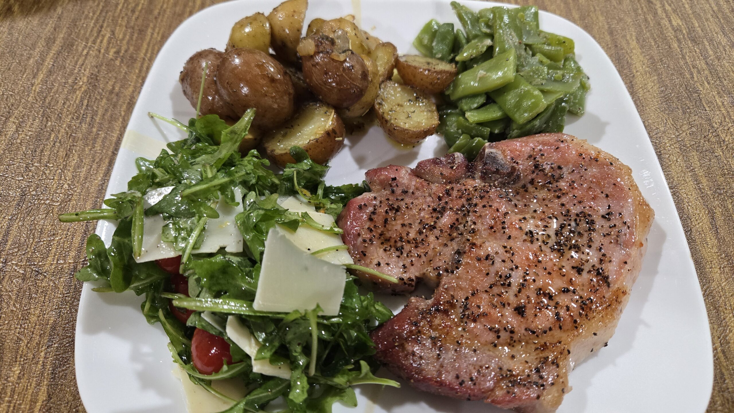 Reverse-Seared Pork Chops with Lemony Arugula & Sides